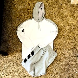 Adidas Jogging Suit. Size Large. Worn once